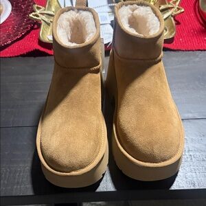 UGG Women's Tan Winter Boots